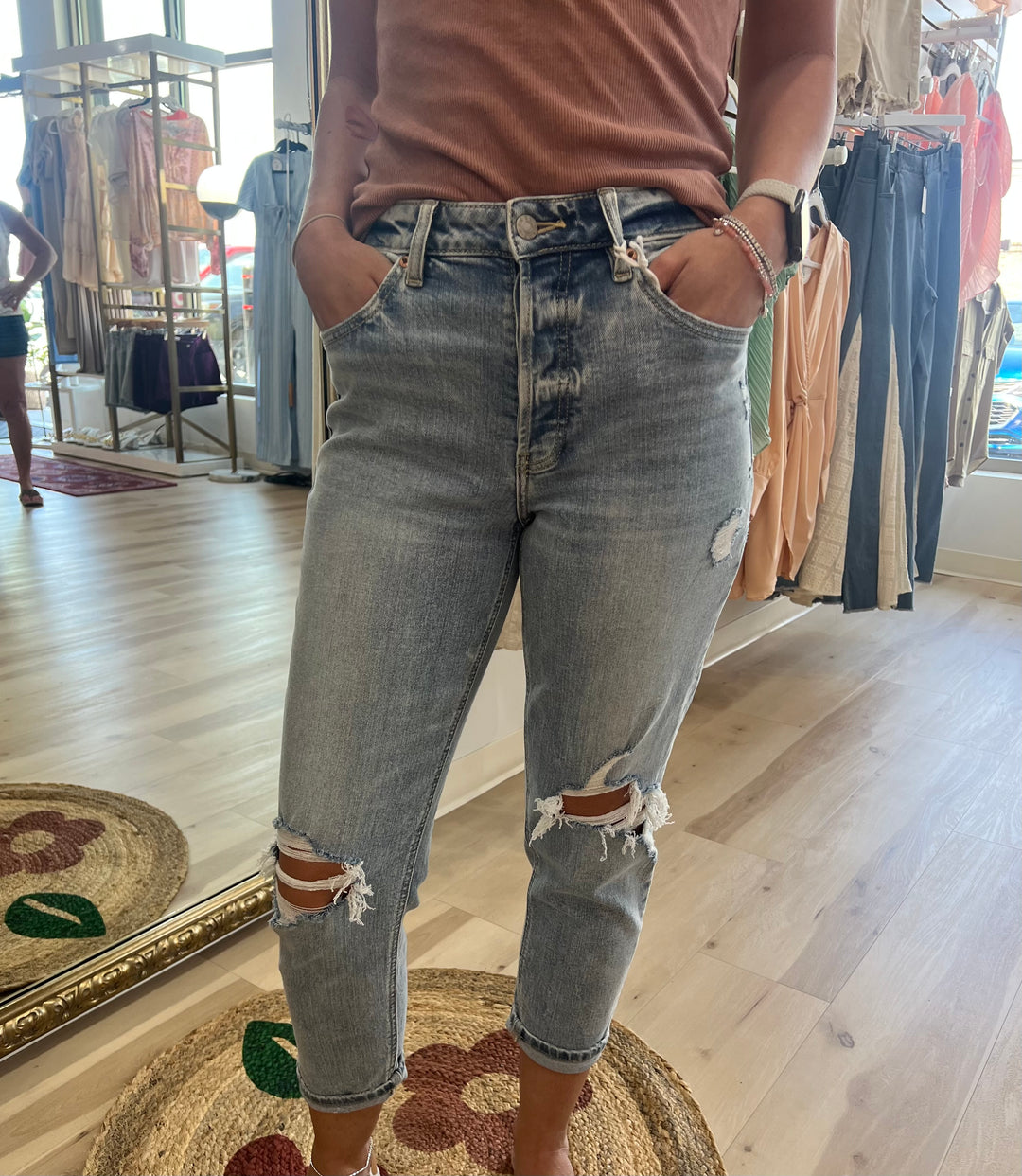 Daze Original High Rise Mom Jean in Sweet Thing - The Teal Antler Boutique