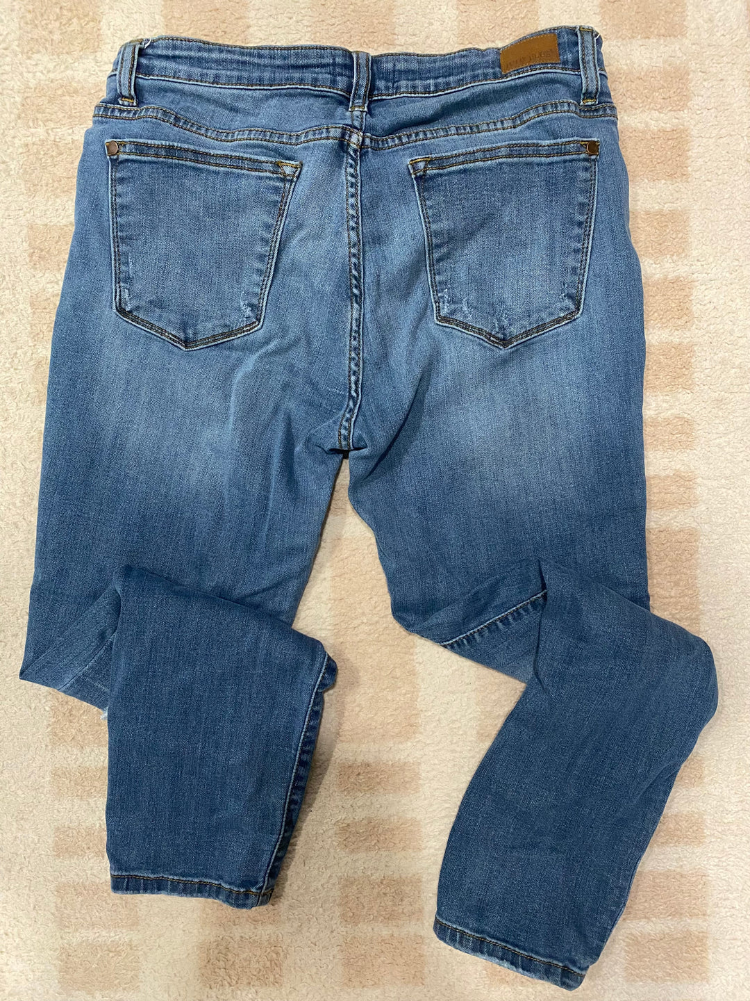 JB Relaxed Fit Distressed 15