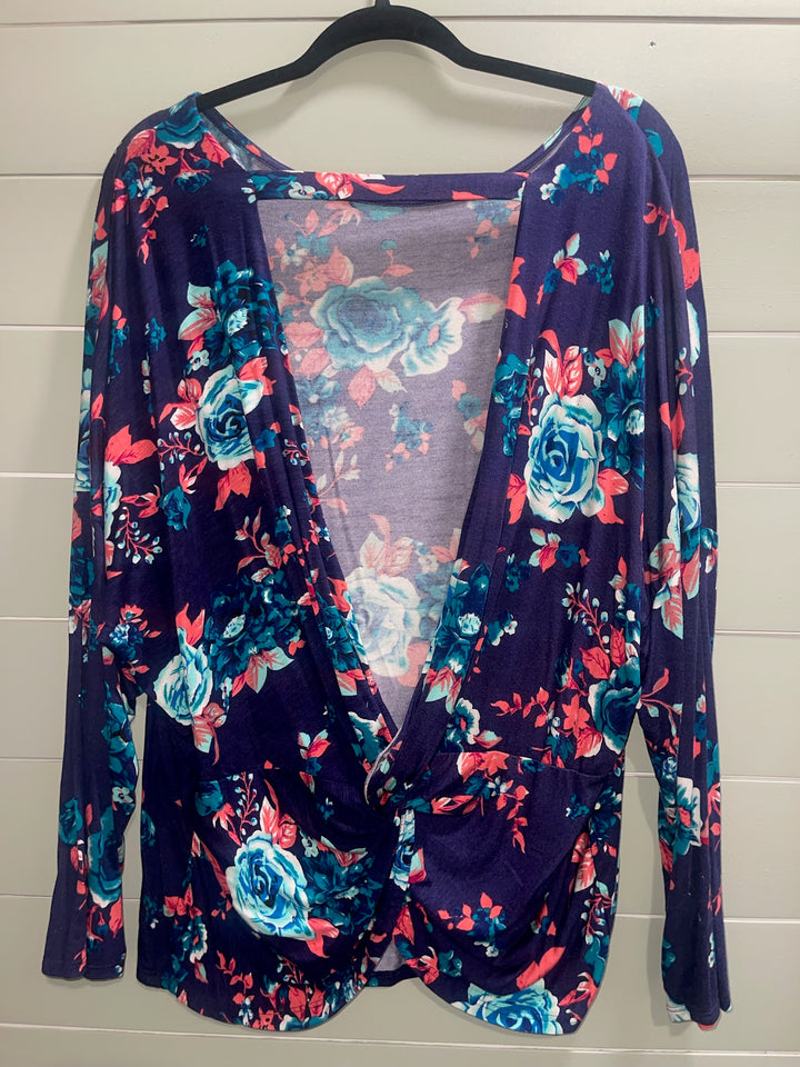 White Birch Navy Floral open back twist top XL