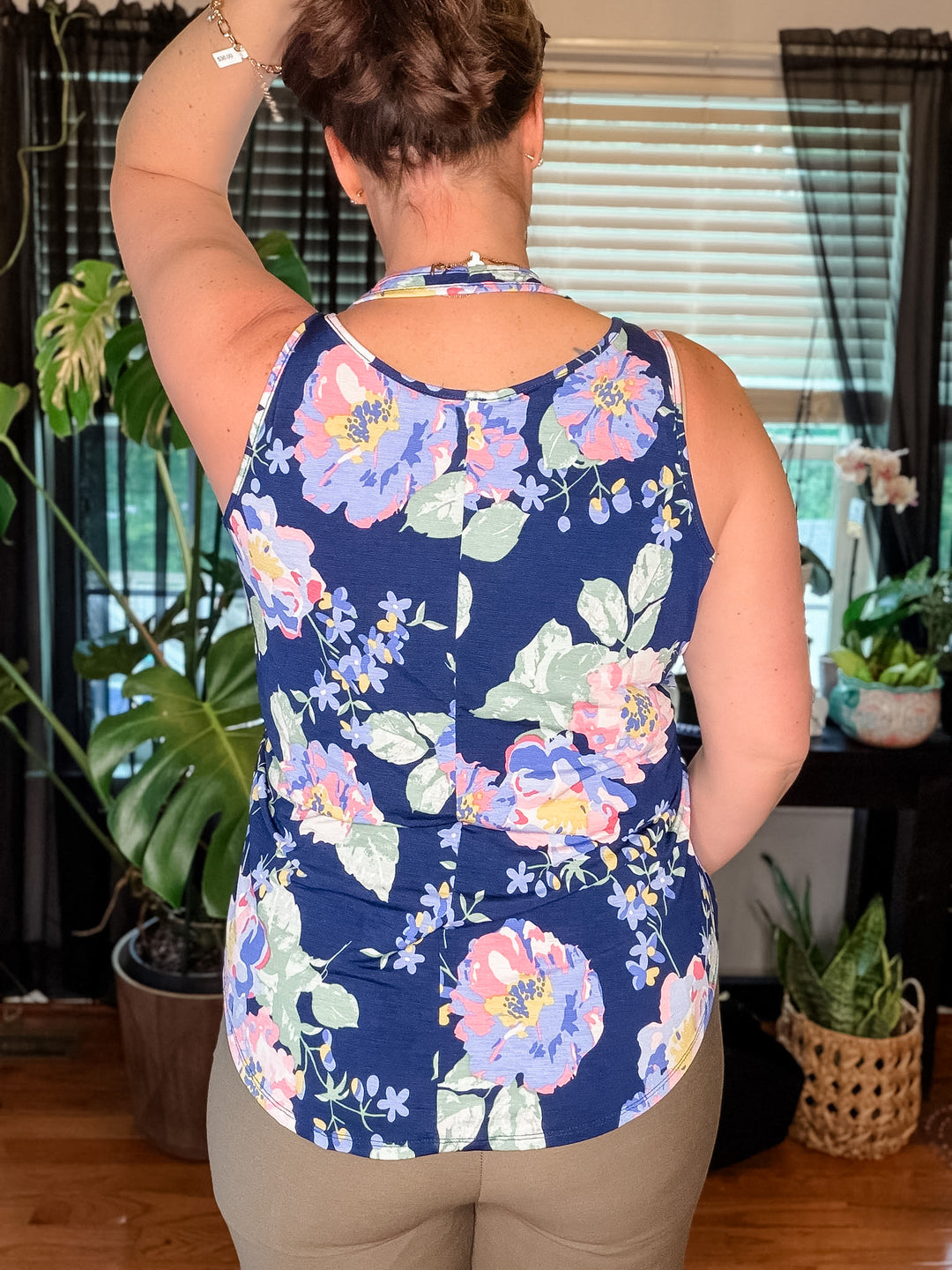 Double Neck Line Halter Tank