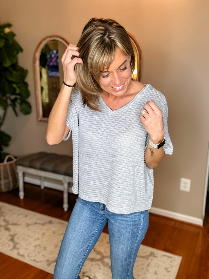 Relax In V-Neck - The Teal Antler Boutique