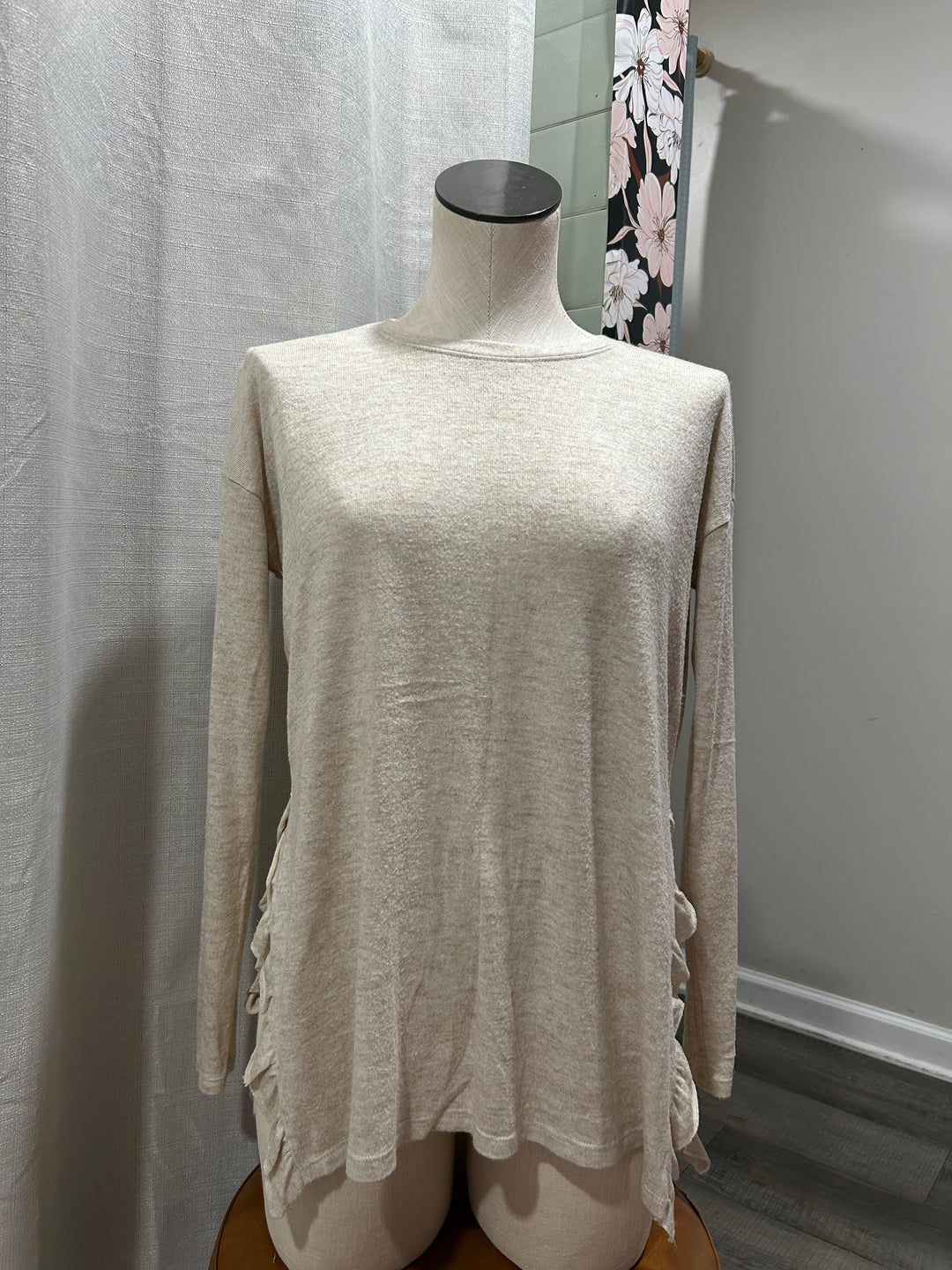 A-Split Side Ruffled Top - S