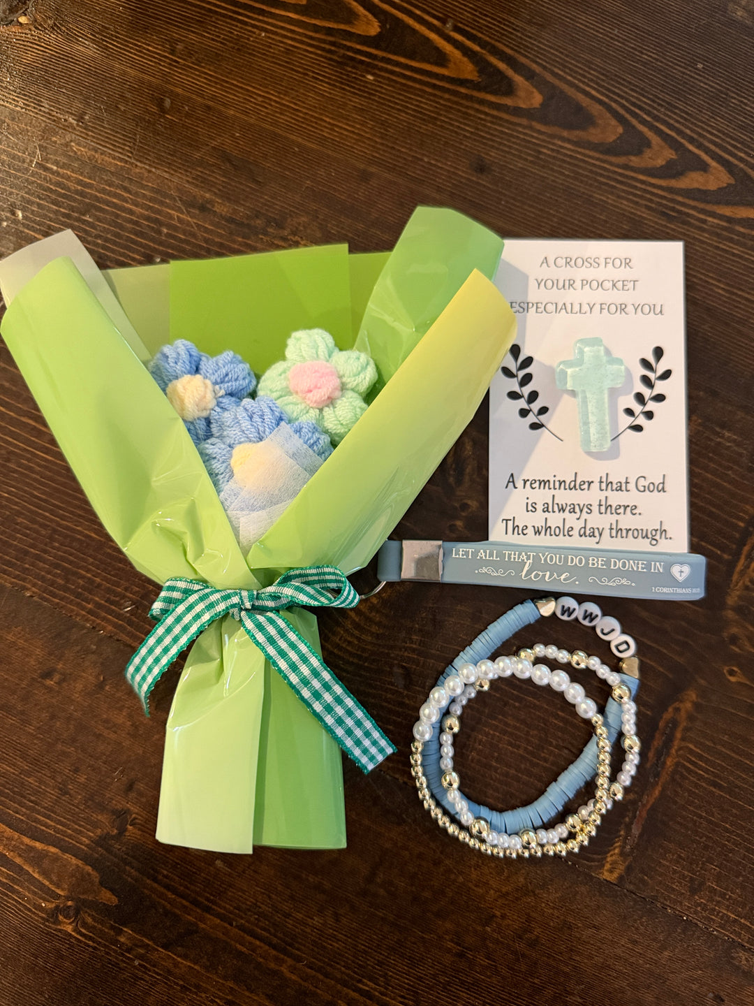 Care Package Gift Set