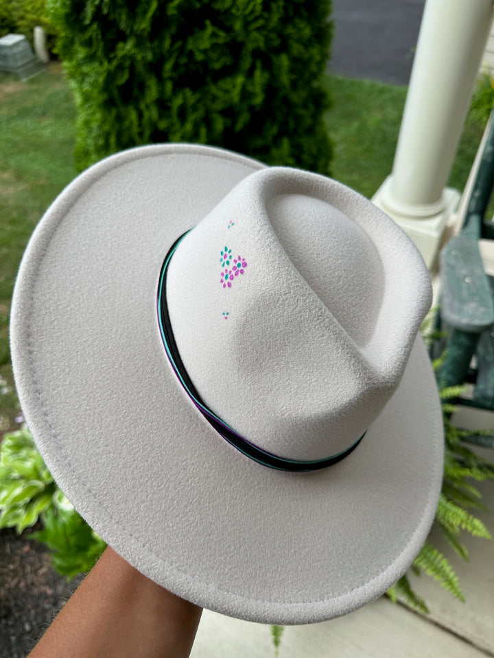 Custom Hat - Cream Fern - The Teal Antler Boutique