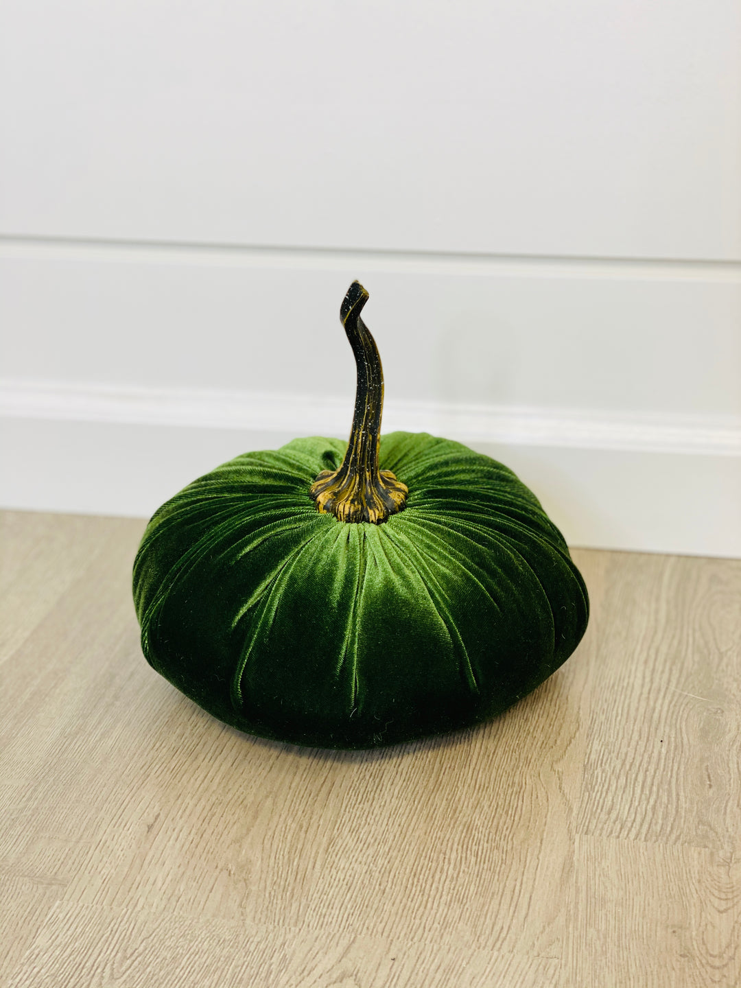 Velvet Pumpkin- Large - The Teal Antler Boutique