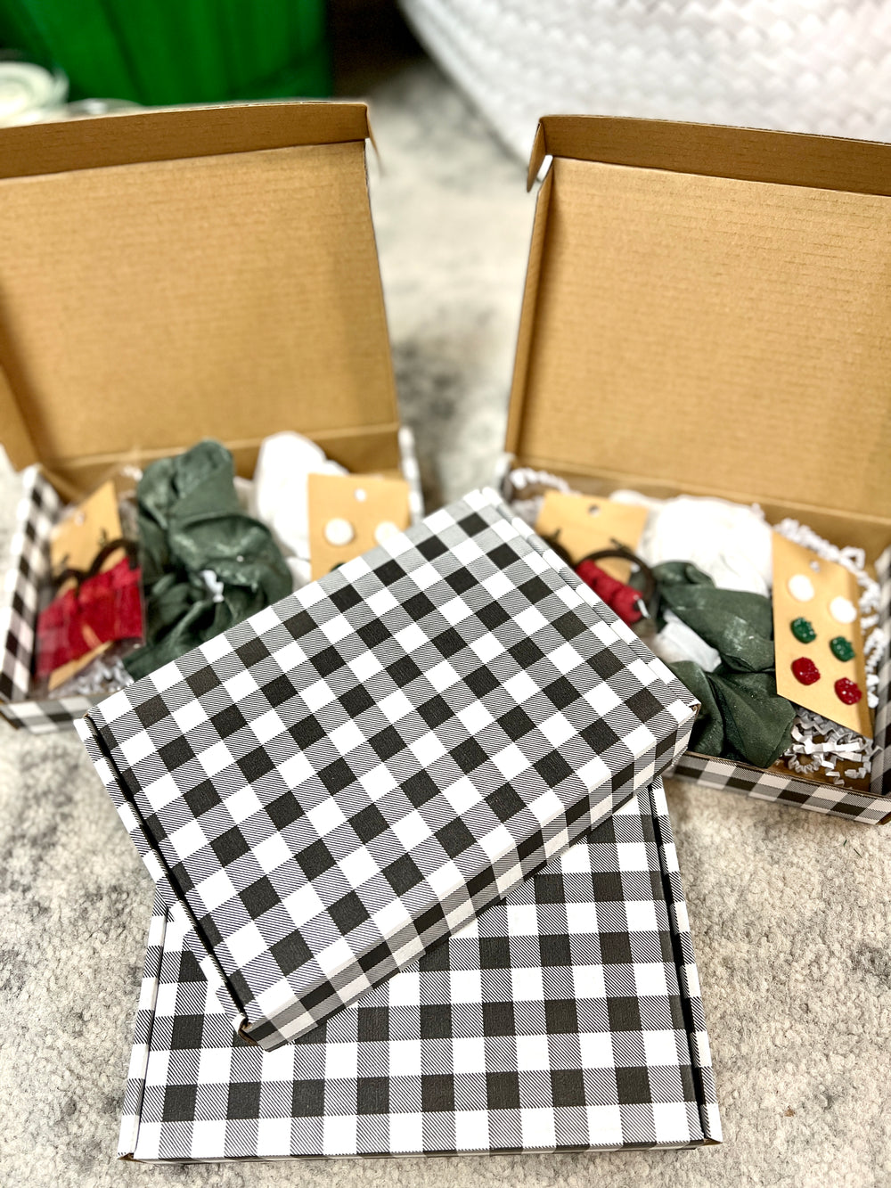 Buffalo Plaid Gift Box - The Teal Antler Boutique