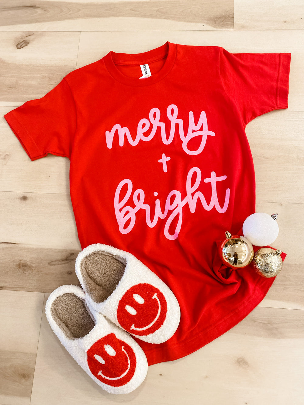 Merry & Bright Tee - The Teal Antler Boutique