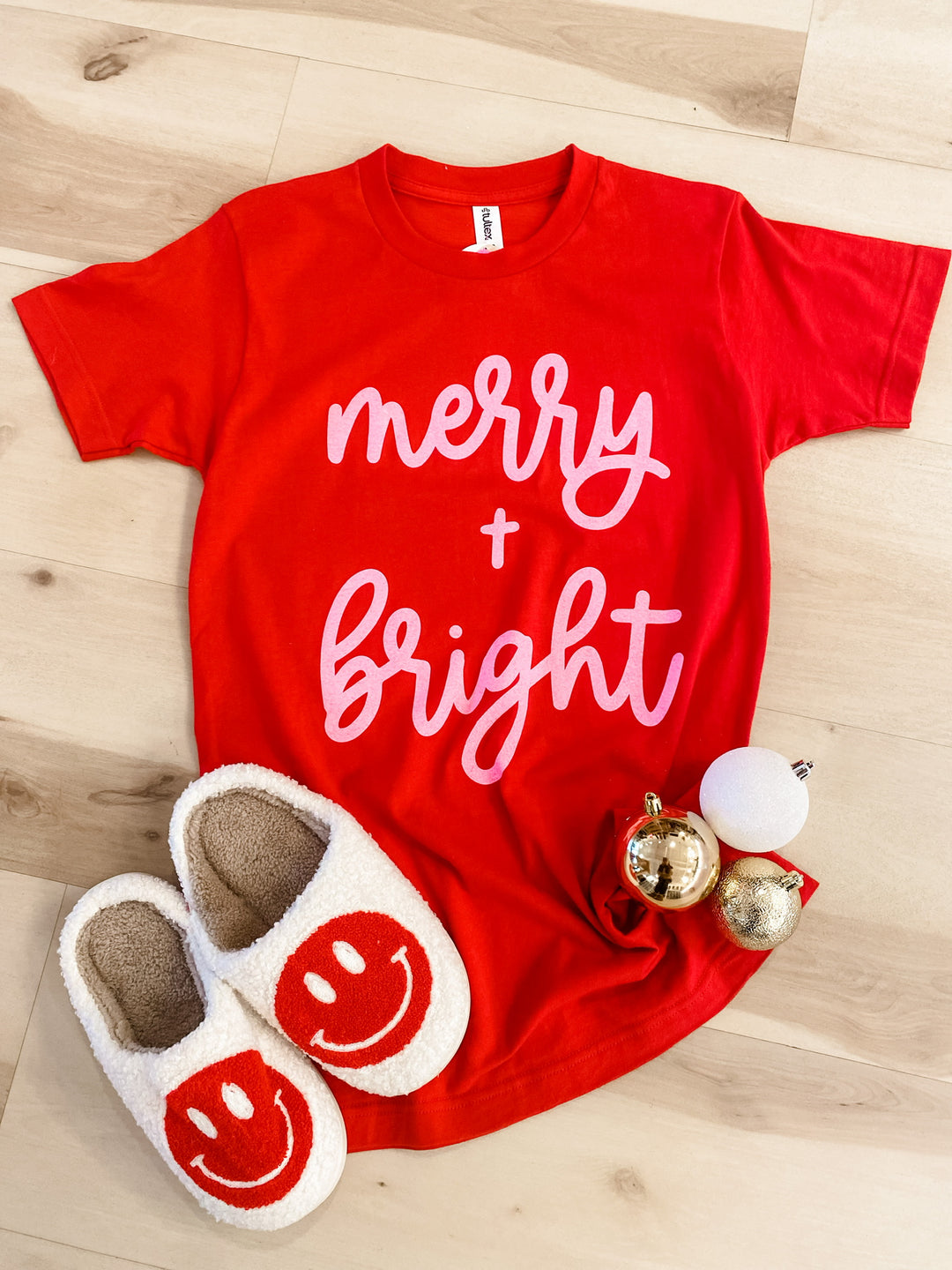 Merry & Bright Tee - The Teal Antler Boutique